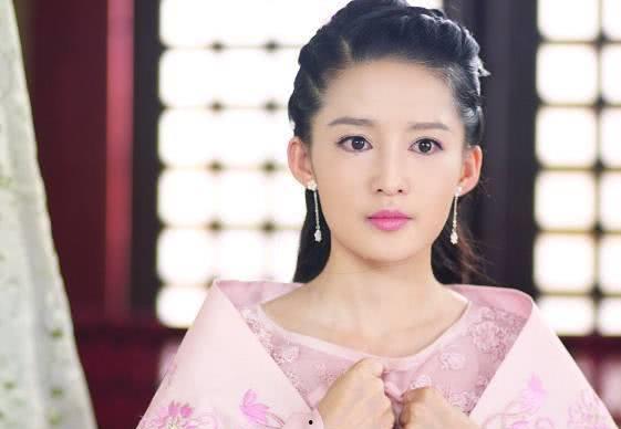 伊公主韩国吃瓜,揭秘明星幕后吃瓜瞬间